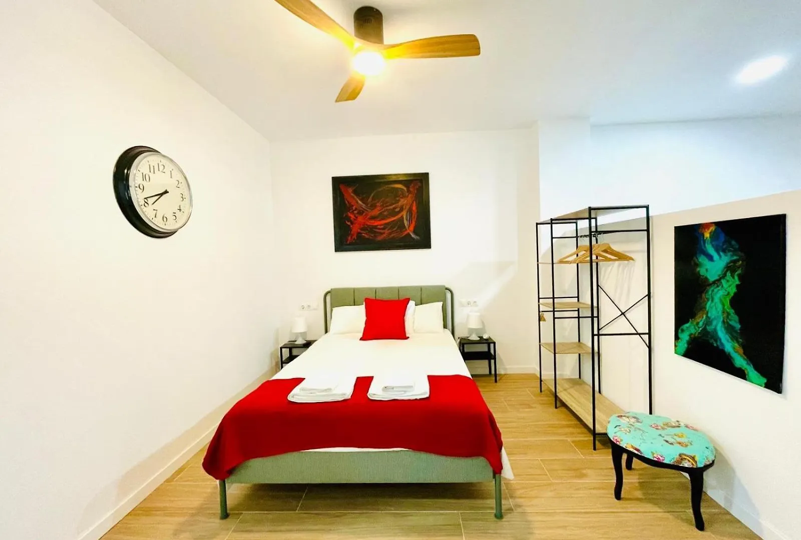 Completo Y Bello Apartamento En Málaga 0*,  España